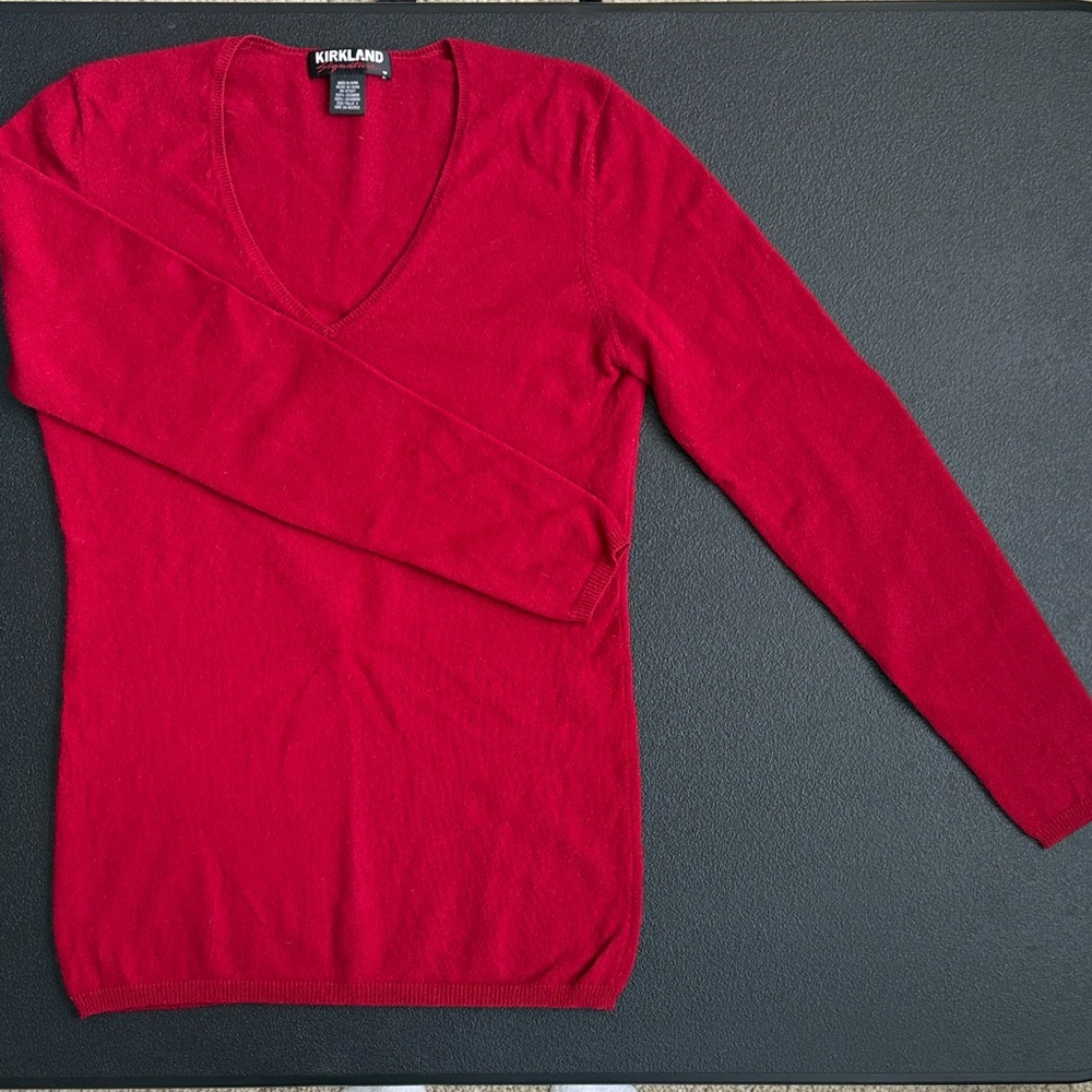 100% Cashmere Sweater S/6